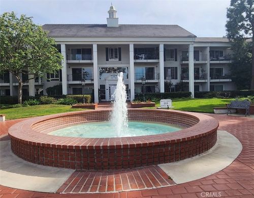 apt-223-101 Scholz Plz, Newport Beach, CA, 92663-2642 | Card Image