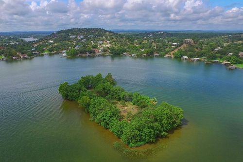 Unit 1 Island Plot No 1.2 Airview Blvd, Sunrise Beach, TX, 78643 | Card Image