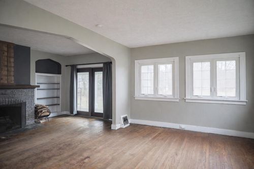 306 W Michigan St, Rolling Prairie, IN, 46371 | Card Image