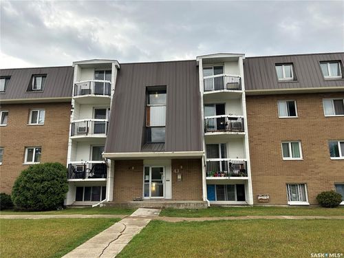 24-43 Centennial St, Regina, SK, S4S6P8 | Card Image