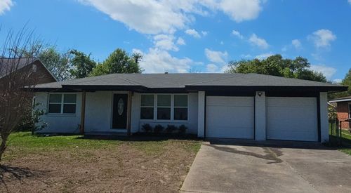 2228 Erickson St, La Marque, TX, 77568-5319 | Card Image