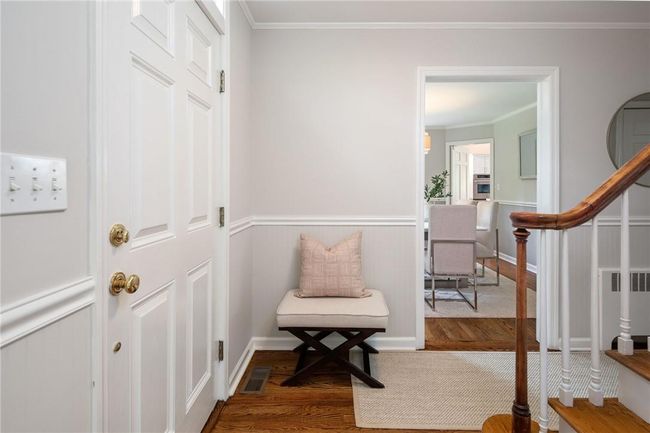 Entry Hall | Image 5