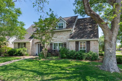 502 Lorie Ln, Seabrook, TX, 77586-5018 | Card Image