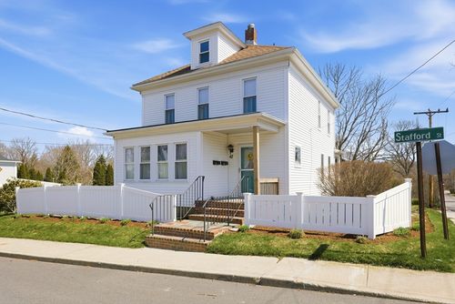 42 Stafford St, Plymouth, MA, 02360-2913 | Card Image