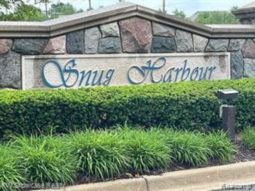 Vac Newport Way Dr, Waterford, MI, 48329 | Card Image