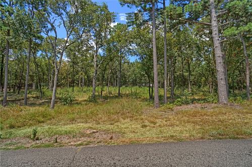 257 Cagle Rock Cir, Russellville, AR, 72802-1920 | Card Image