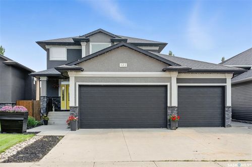 611 Redwood Cres, Warman, SK, S0K4S2 | Card Image