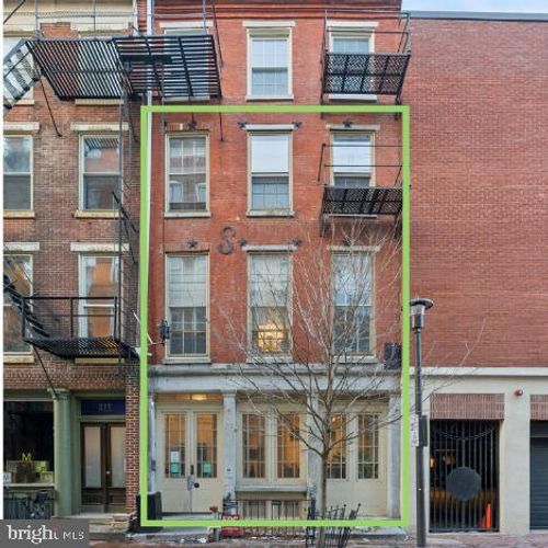 215 Church St, Philadelphia, PA, 19106-4518 | Card Image