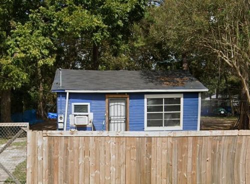 6907 Finch St, Houston, TX, 77028-3011 | Card Image