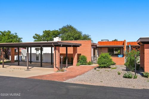 232 N Calle Del Santo, Green Valley, AZ, 85614-3243 | Card Image
