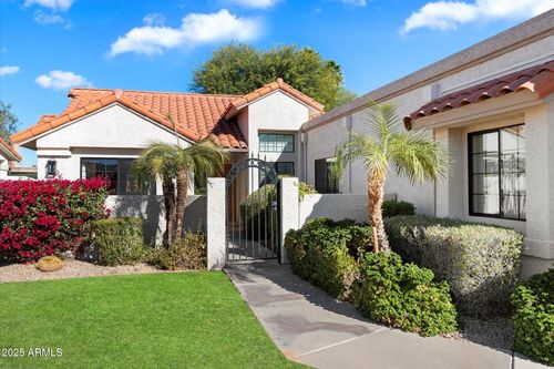 10522 E Cinnabar Avenue, Scottsdale, AZ, 85258 | Card Image