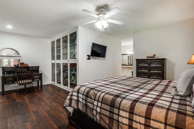 1700 Bowie Cir, House other with 3 bedrooms, 2 bathrooms and null parking in Corsicana TX | Image 18