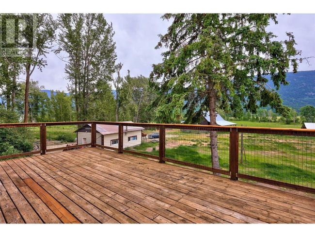 7398 Yellowhead Highway, House other with 3 bedrooms, 1 bathrooms and null parking in Darfield BC | Image 10