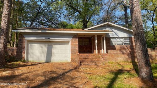 1955 Ventura Dr, Jackson, MS, 39204-4646 | Card Image