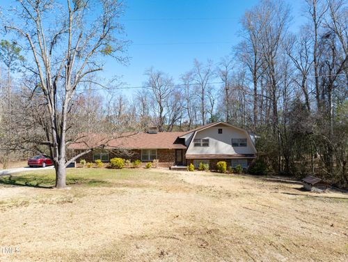 77 Greenbrier Rd, Tarboro, NC, 27886-9645 | Card Image