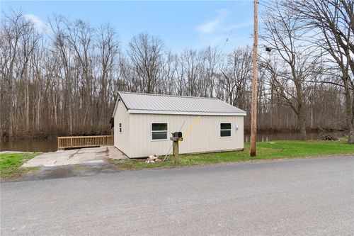 1461 River Rd, Clyde, NY, 14433-9578 | Card Image