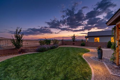 1412 Valle De Colores St Nw, Los Lunas, NM, 87031-9150 | Card Image