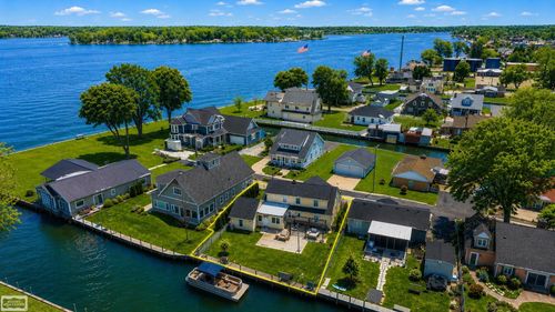 114 Interlochen Dr, Algonac, MI, 48001-1367 | Card Image