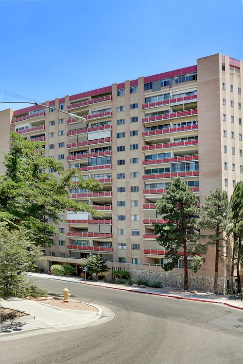 unit-802-1331 Park Avenue Sw, Albuquerque, NM, 87102 | Card Image
