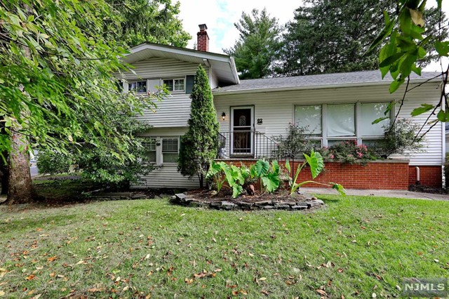 Tenafly Rd, Tenafly, NJ 07670