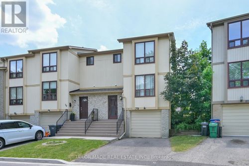 79-79 Guildford Cres, Brampton, ON, L6S3K2 | Card Image