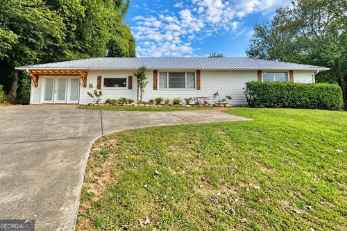 498 Cedar St, DALTON, GA, 30720-5480 | Card Image