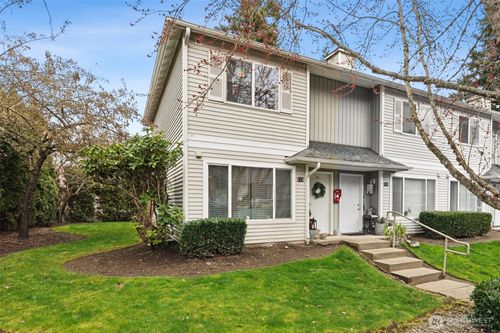 apt-c115-4016 7th St Sw, Puyallup, WA, 98373-3312 | Card Image