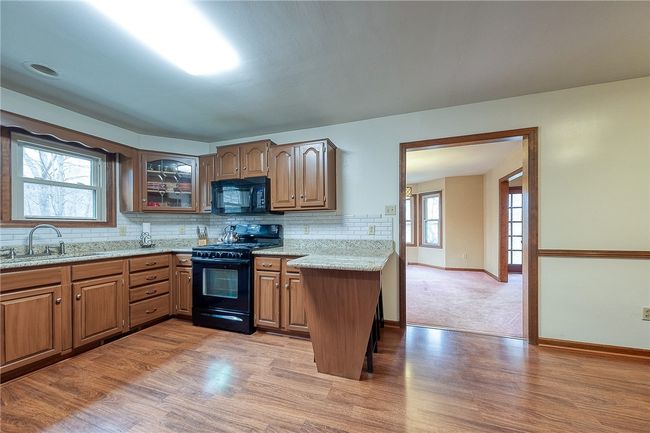 2938 Kane Rd, House other with 3 bedrooms, 3 bathrooms and null parking in Aliquippa PA | Image 11