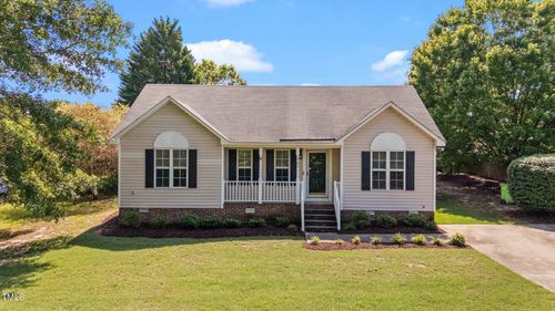 765 S Hollybrook Rd, Wendell, NC, 27591-8889 | Card Image
