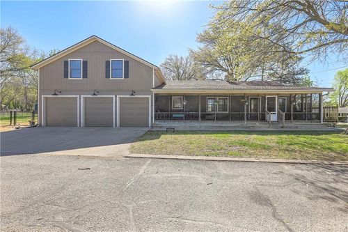 159 Dockside Cir, Lake Tapawingo, MO, 64015-9402 | Card Image
