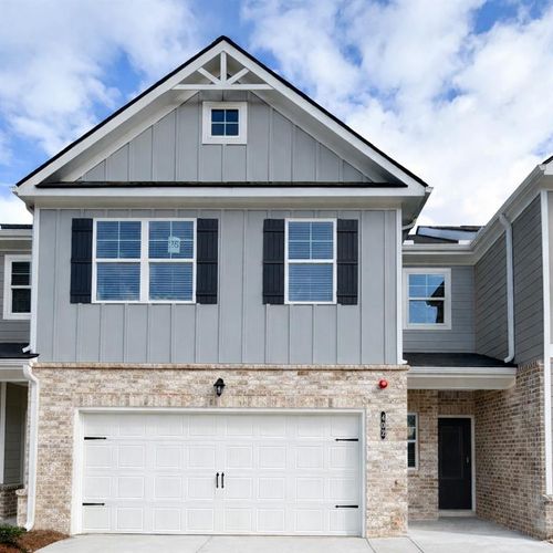 402 Lanier Cir, Woodstock, GA, 30189-1110 | Card Image