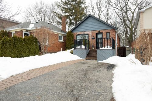 28 Lynn Road, Scarborough, ON, M1N2A4 | Card Image