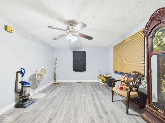 306 W Clyde St, House other with 3 bedrooms, 2 bathrooms and null parking in Frankton IN | Image 5