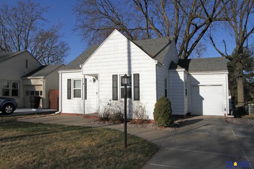 711 S 44th Street, Lincoln, NE, 68510 | Card Image