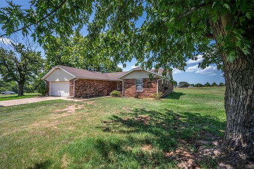 103 E Lakeview Ct, Tecumseh, OK, 74873-9730 | Card Image