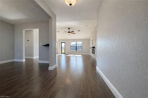 1222 Ne 40th Ter, Cape Coral, FL, 33909-6219 | Card Image