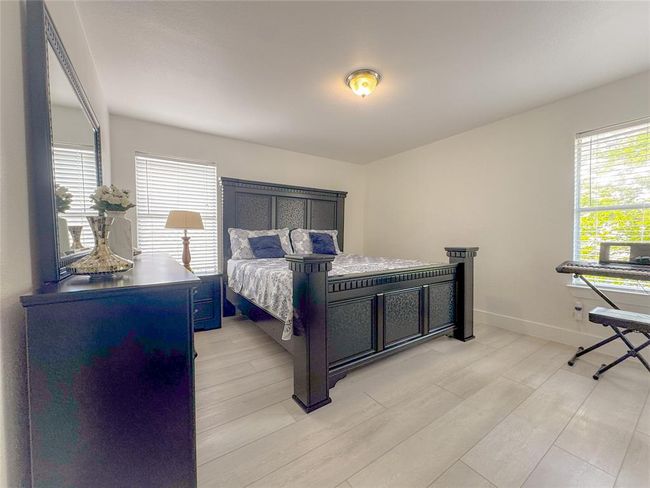 6702 Shining Sumac Ave, House other with 5 bedrooms, 3 bathrooms and 2 parking in Houston TX | Image 36