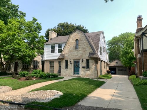 7102 W Wisconsin Ave, Wauwatosa, WI, 53213-3740 | Card Image