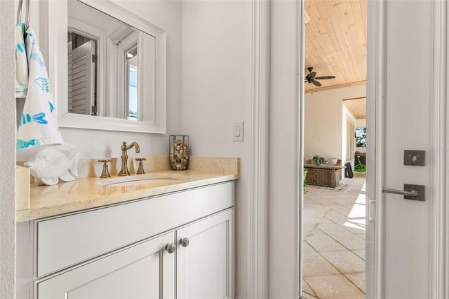 709 Manns Harbor Dr, House other with 5 bedrooms, 4 bathrooms and null parking in APOLLO BEACH FL | Image 28