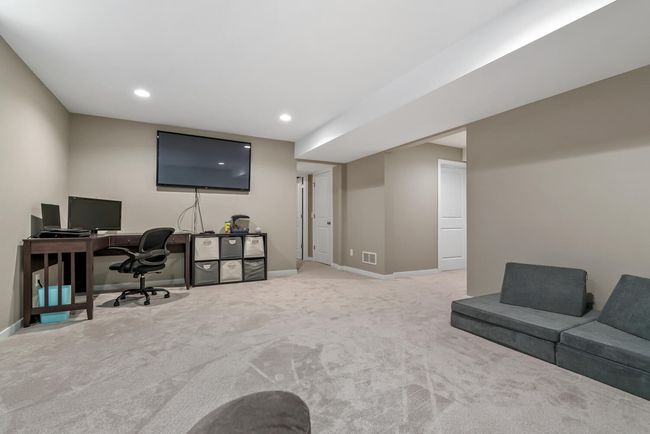 Recreation Room | Image 34