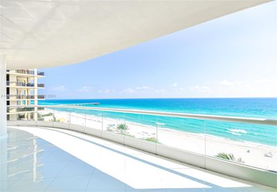 704 - 16051 Collins Ave, Condo with 4 bedrooms, 6 bathrooms and null parking in Sunny Isles Beach FL | Image 1