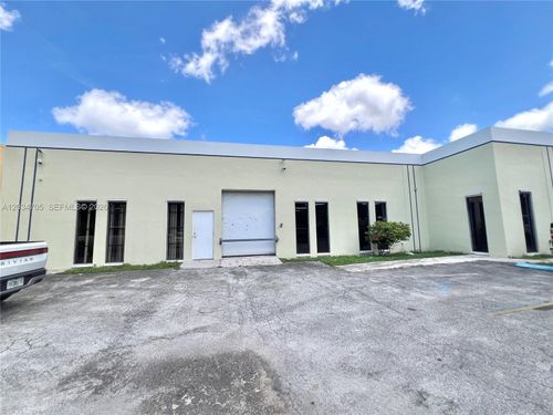 3425 Nw 73rd Ave, Miami, FL, 33122-1202 | Card Image
