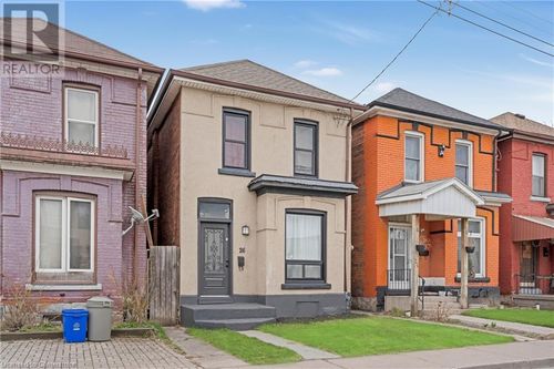 26 Madison Ave, Hamilton, ON, L8L5Y3 | Card Image