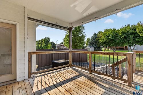 4900 E Mangrove St Street, Sioux Falls, SD, 57110 | Card Image