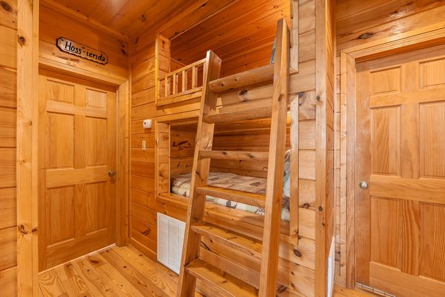 3769 Clabo Mtn Way, House other with 3 bedrooms, 3 bathrooms and null parking in Sevierville TN | Image 21