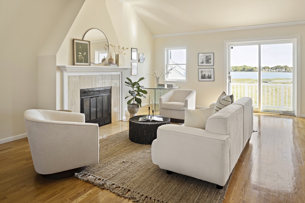 Harbourside Rd, Quincy, MA 02171