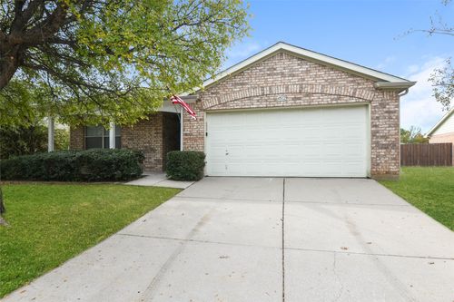 4512 Merlot Dr, Argyle, TX, 76226-2452 | Card Image