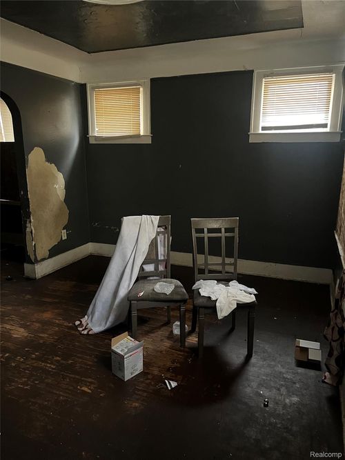 19176 Spencer St, Detroit, MI, 48234-3128 | Card Image