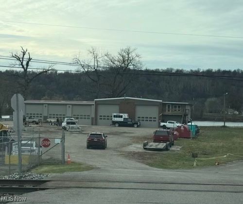 100 17th St, Vienna, WV, 26105-1163 | Card Image