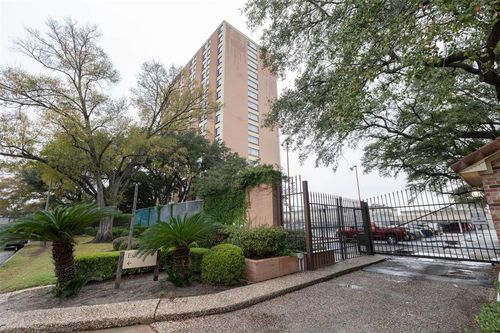 808-7520 Hornwood Dr, Houston, TX, 77036-4362 | Card Image